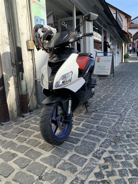 Aprilia Sr 50 Motocikli OLX Ba