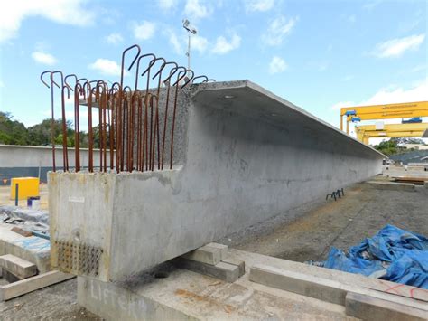 Pre Cast Concrete Beam Super T Bridge Girder Approx 38000mm Span