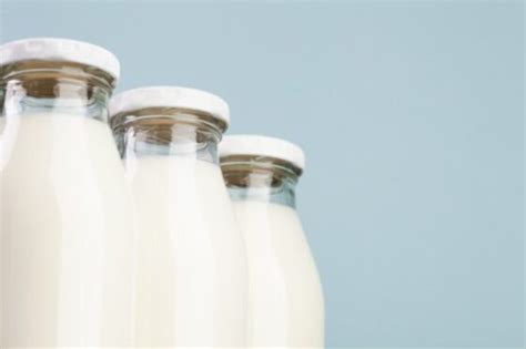 Synthetic Gmo Milk Is Hitting Store Shelves Watch Out For These Dairy