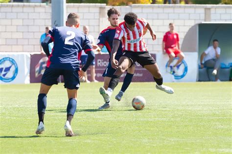 Fotos La UD Logroñés B gana el torneo del Comillas en el que también