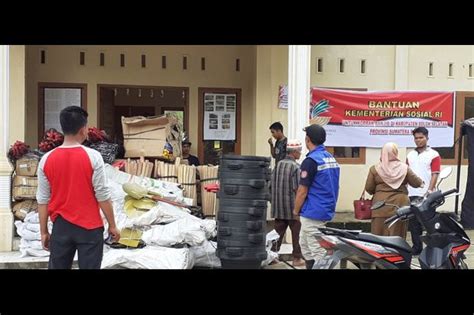 Kemensos Salurkan Rp Miliar Untuk Korban Banjir Solok