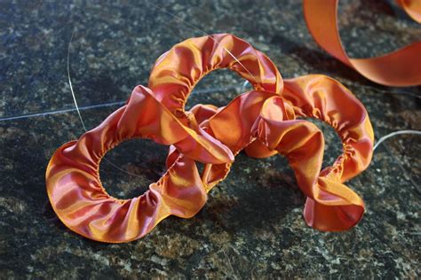 Wired Ribbon Flower Tutorial ~ Free