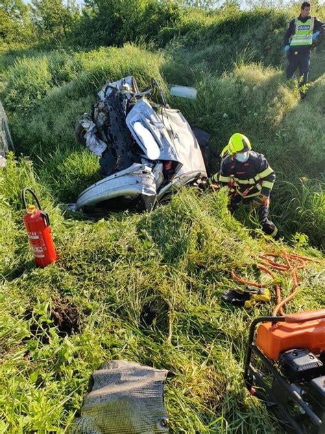 Dr Avljanin Bih Poginuo U Nesre I Na Autoputu U Hrvatskoj Vatrogasci