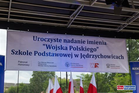 Galeria Uroczyste Nadanie Sztandaru I Imienia Wojska Polskiego Dla