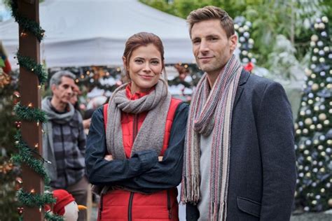 A Maple Valley Christmas Full Cast List Peyton List Andrew Walker And