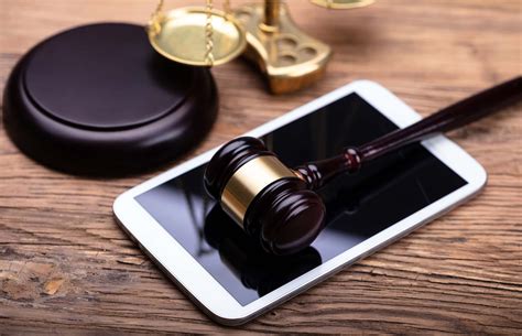 Mi Supreme Court Eliminates Ban On Smartphones In Court Moody On The