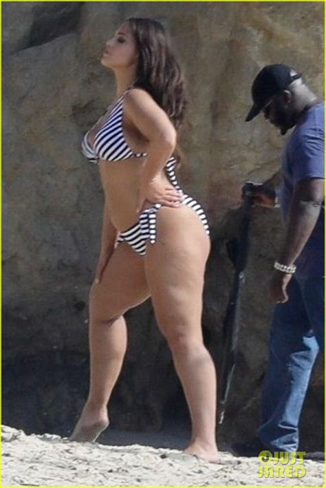 Ashley Graham Hits The Beach For A Bikini Photo Shoot Photo 4177152