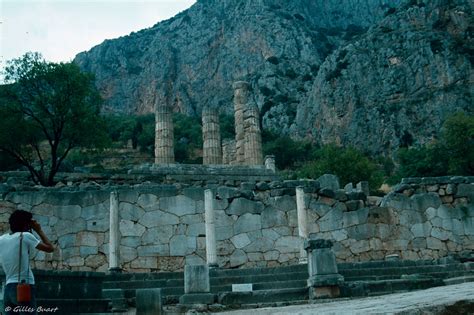 La Stoa Des Ath Niens Delphes Le Stoa Portique Des Ath Flickr