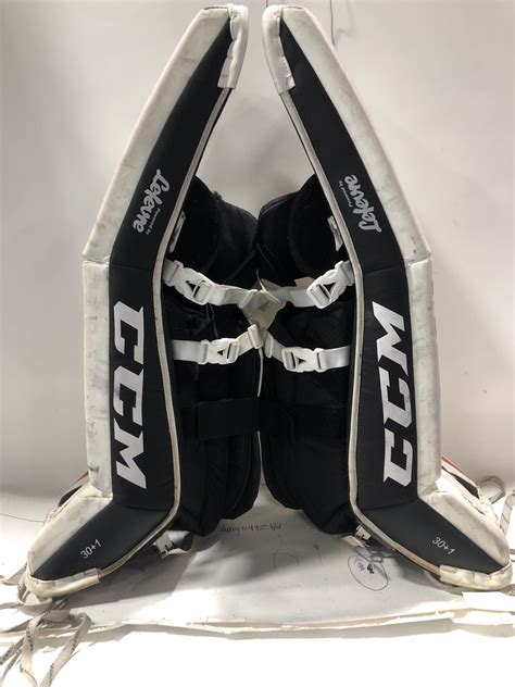 30 Ccm Extreme Flex E3 5 Goalie Leg Pads Sidelineswap