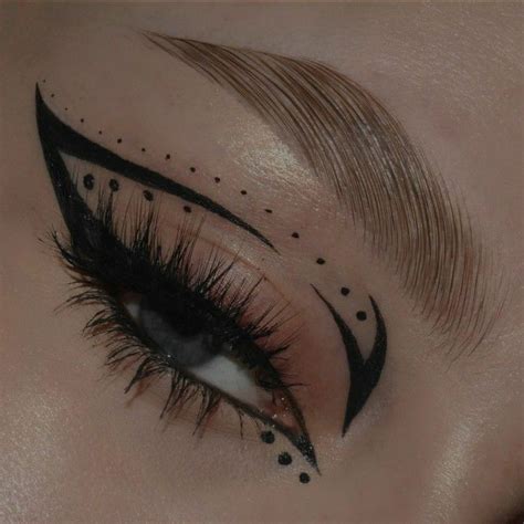 Makeup Aesthetic Maquillaje Inspo Colorido Delineado Grafico Eyeliner