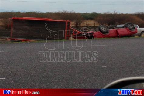 Hoy Tamaulipas Volcadura En La Zaragoza Victoria Deja Danios Materiales