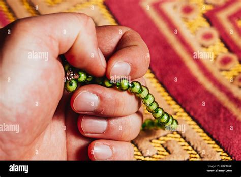 Muslim Prayer Beads Hi Res Stock Photography And Images Alamy