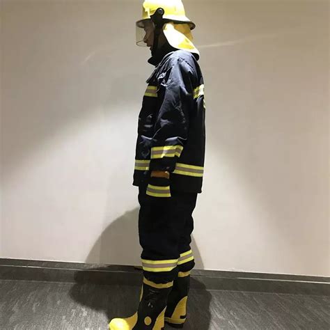 China Customized EN469 Fire Fighting Suit Nomex Fire Suit Fire