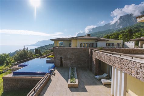 Официальный сайт Крымский Бриз Hotel & Villas 5* - отель на первой ...