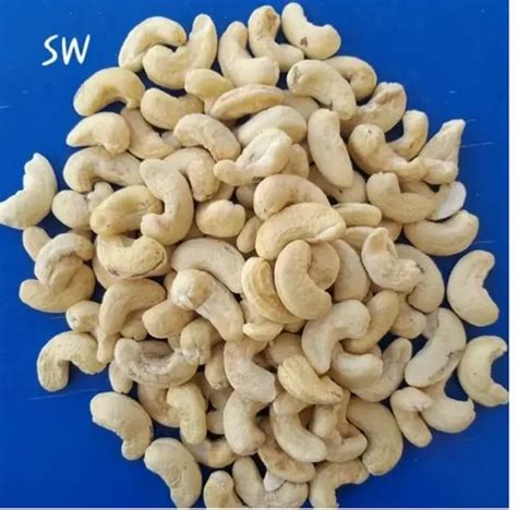 Sw Whole Cashew Nut At Rs Kg Cashew Nuts Kaju In Panruti Id