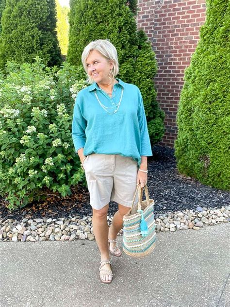 Fashion Bloggers Over 40 Over 60 Fashion Night Outfits Date Night Outfit Fashion Outfits