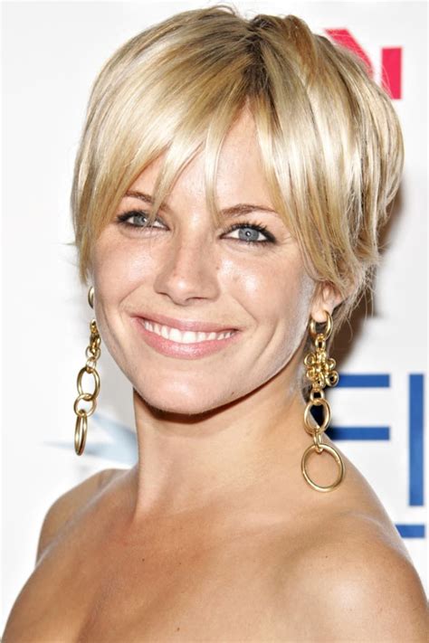 The 18 Greatest Celebrity Pixie Cuts Of The Past Decade Celebrity Pixie Cut Celebrity Short