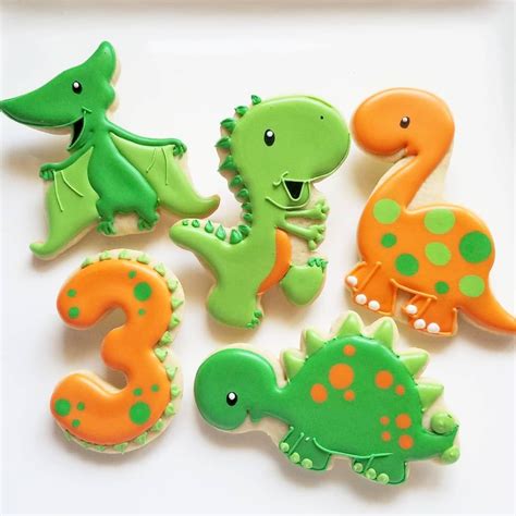 I Absolutely Love These Dinosaur Cookiecutters Available From