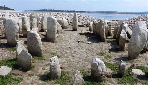 Por La Sequ A Apareci Un C Rculo De Piedras Prehist Ricas En Espa A