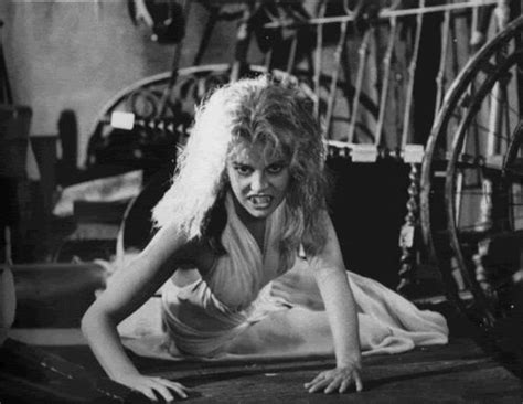 Amanda Bearse As Amy In Fright Night 1985 Directed By Tom Holland Fright Night Female