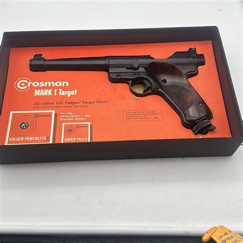 Vintage Crosman Mark I Pellgun Target Air Pistol 22 Co2 Pistol Box