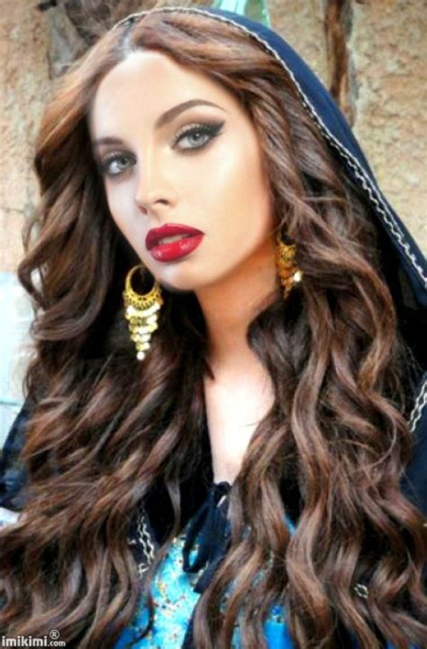 MIRONNA S Face Cut Out Frames Beautiful Brunette Mironna Face Cut Outs Beautiful Brunette