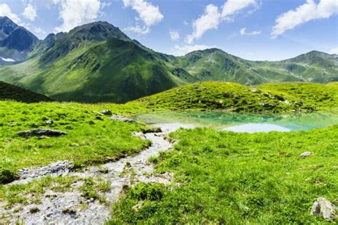 Wanderung Von Der Adolf Pichler H Tte Zum Seej Chl Und Durch Das