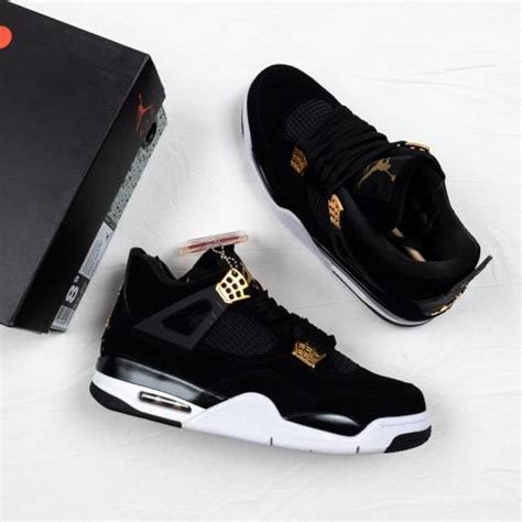 Air Jordan 4 Royalty Black/Metallic Gold-White : r/TheJrLuxe