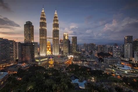 Gambar Horison Kaki Langit Malam Melihat Pencakar Langit