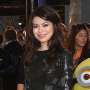 Miranda Cosgrove Height in cm, Meter, Feet and Inches, Age, Bio