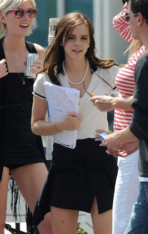 Here Are 16 Pics Of Emma Watson On The Set Of The Bling Ring In Los