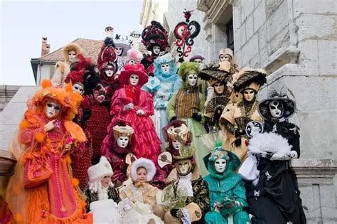 Venetian carnival: history and modernity - Art 2024