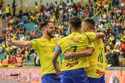 Camisas Da Sele O Brasileira De Futsal Penalty Mantos Do