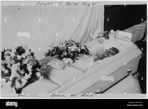 Elvis Presley Body In Casket