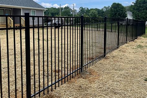 Aluminum Fence Installation King S Fence Company