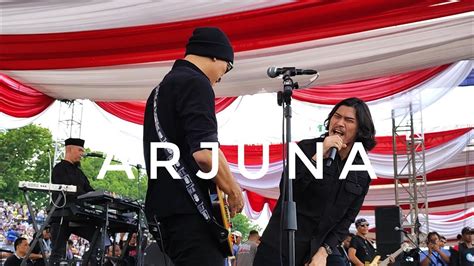 Dewa Ft Virzha Arjuna Live Gelora Delta Sidoarjo Youtube