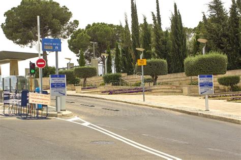 Policías De Seguridad Israelíes En El Trabajo En La Salida Del Norte De La Bóveda De Fotografía