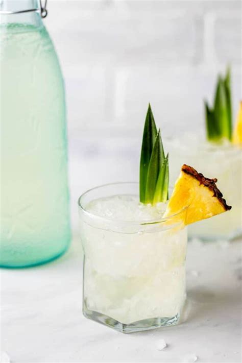 Stoli Doli | Pineapple Infused Vodka | My Baking Addiction