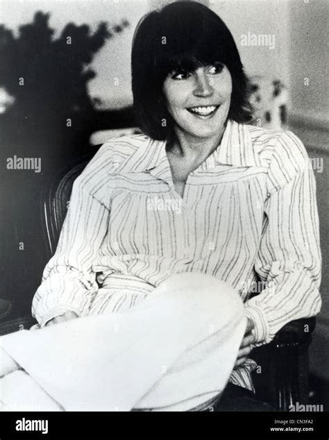 Helen Reddy Hi Res Stock Photography And Images Alamy