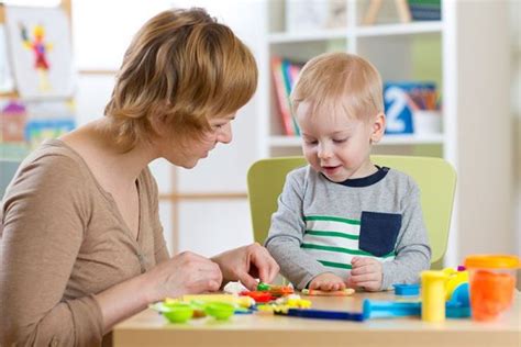 Cómo Estimular El Lenguaje De Tus Hijos A Través De Juegos En Casa Logopeda Udiate