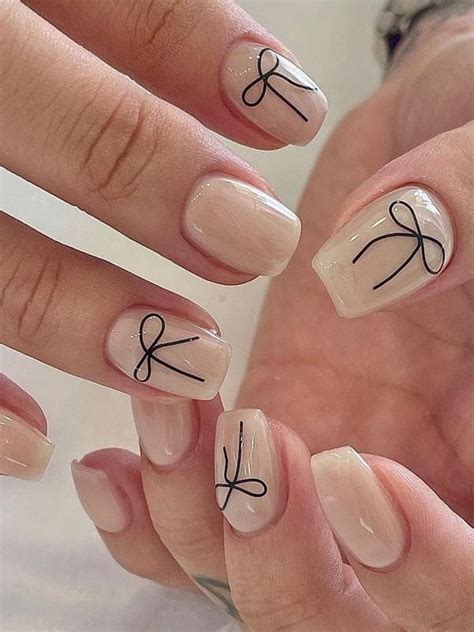 21 Cute Bow Nails That Bring A Delightfully Sweet Vibe Everygirl Edit