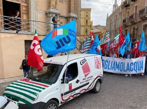 Crisi Idrica Ancora Una Manifestazione Ad Agrigento Vogliamo L Acqua