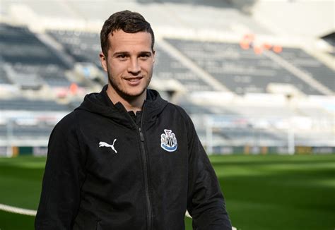 Rafael Benitez Is A Genius If He Can Transform Newcastle Defender