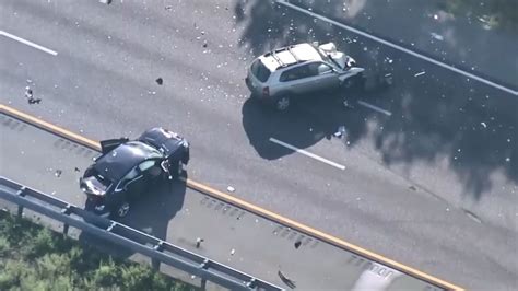 Aparatoso Accidente Deja Un Muerto Y Provoca Cierra De I 4 En Deltona Telemundo Orlando 31