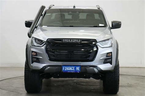 SOLD 2023 Isuzu D-MAX X-TERRAIN Crew Cab in Silver | Used Ute ...