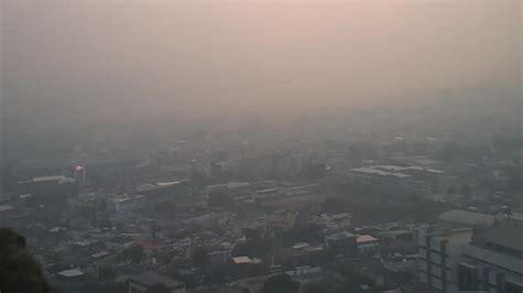 Varios Sectores De Guayaquil Cubiertos Por Una Espesa Neblina La Tarde