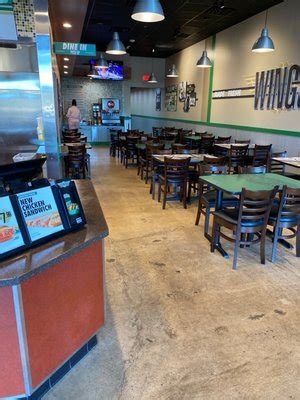 WINGSTOP - Updated January 2025 - 14 Photos & 14 Reviews - 808 Green ...