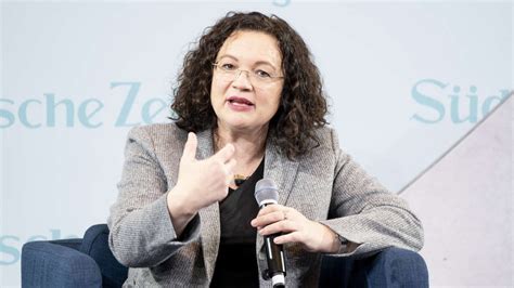 BA Chefin Nahles ruft zum Zusammenhalt beim Fachkräftemangel auf