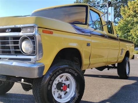 1975 Ford F250 4x4 Crew Cab Highboy Excellent Condition 80K WORLDWIDE