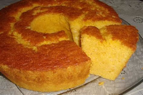 Receita de Delicioso Bolo de Flocão de Milho Receita Rápido